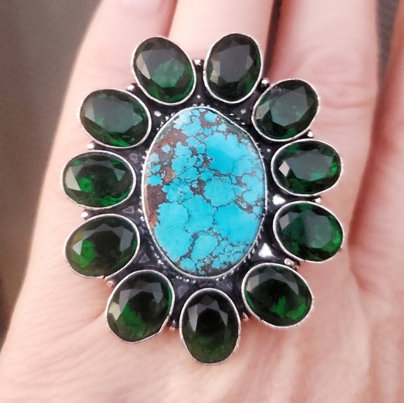New Tibetan Turquoise and Chrome Diopside 925 Silver Statement Ring. - Picture 4 of 12